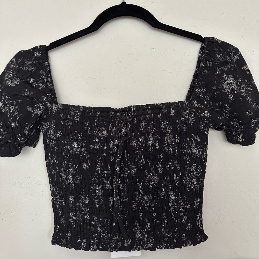 NWT Aritzia Top